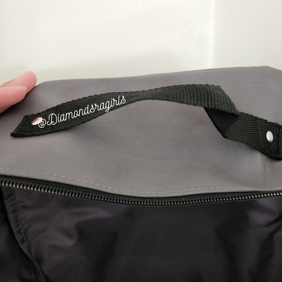 DSW Large Quilted Backpack Gray Black Silver NIP - Picture 7 of 15